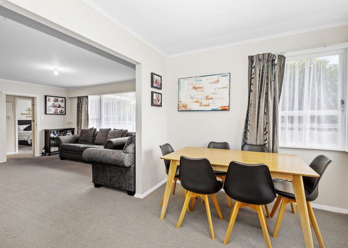  at 15 Bonnie Glen Crescent, Ebdentown, Upper Hutt, Wellington