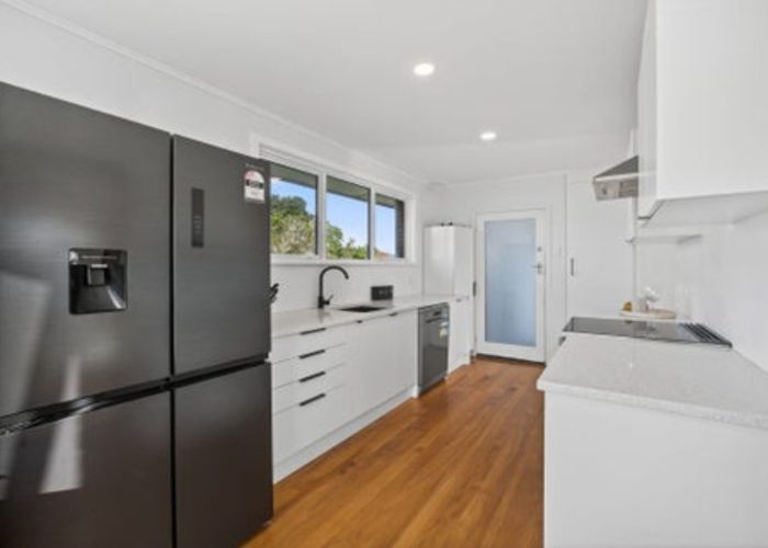  at 14 Mangos Place, Pakuranga, Manukau City, Auckland