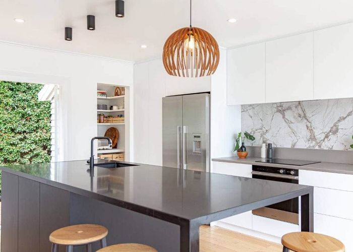  at 112 Lake Road, Belmont, North Shore City, Auckland