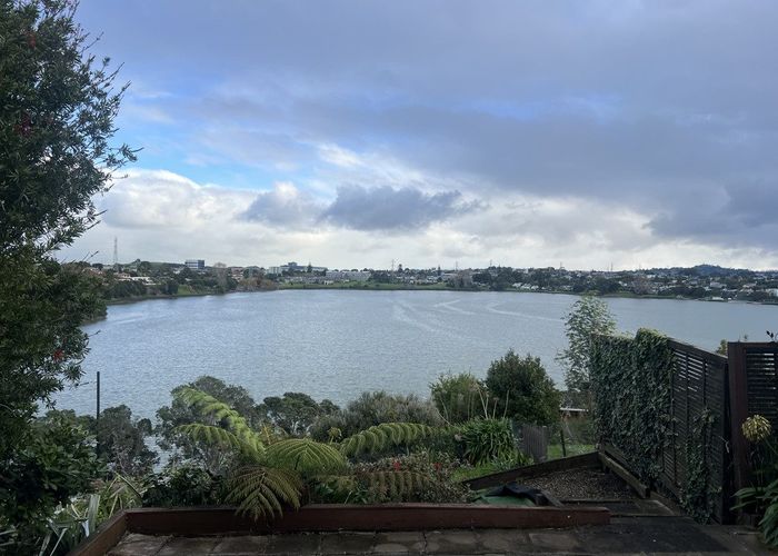  at 7b Sunset View Road, Panmure, Auckland City, Auckland
