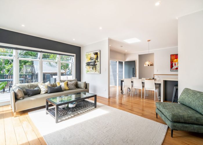  at 1/19 Harley Road, Hauraki, North Shore City, Auckland