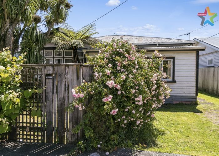  at 49 Nelson Street, Petone, Lower Hutt