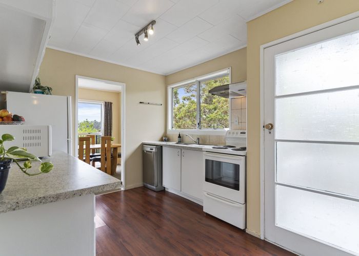  at 3 Bonito Place, Bayview, Auckland