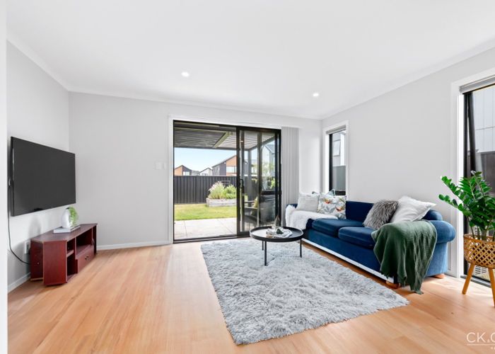  at 7 Mawai Hakona Drive, Wallaceville, Upper Hutt