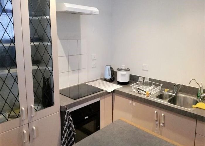  at 1B Gaede Terrace, Sunnyvale, Waitakere City, Auckland