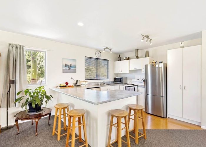  at 16 Ranui Station Road, Ranui, Auckland