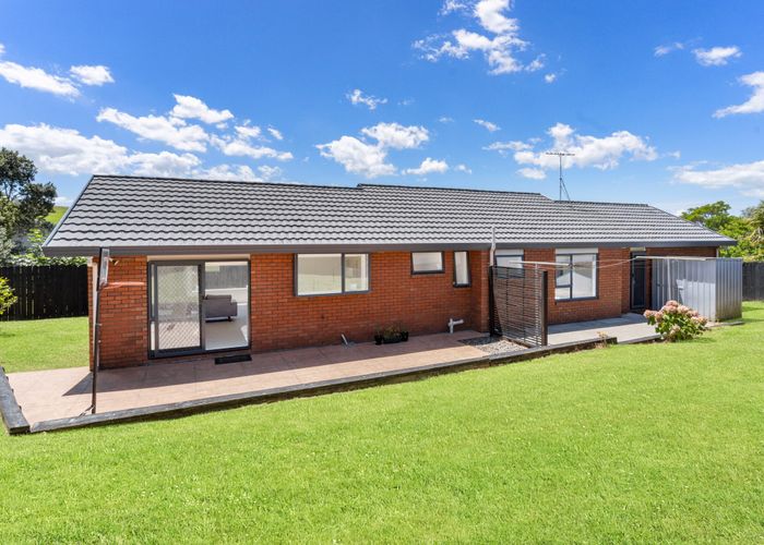 For sale 12 Annamoe Place, East Tamaki, Manukau City, Auckland