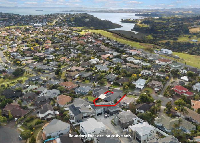  at 38B Wiltshire Place, Somerville, Manukau