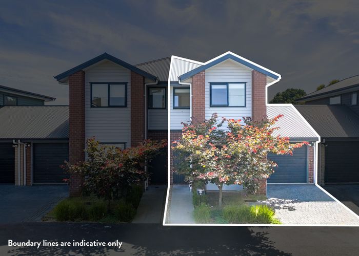  at 2/54 Helena Road, Hillcrest, Hamilton, Waikato