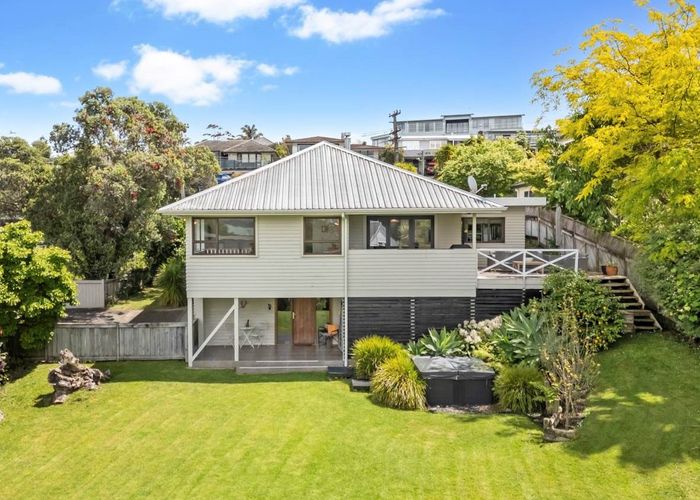  at 46 Montgomery Crescent, Cockle Bay, Auckland