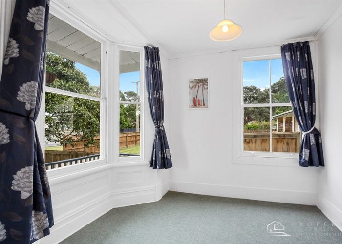  at 742 Tararu Sh25 Road, THAMES, Thames