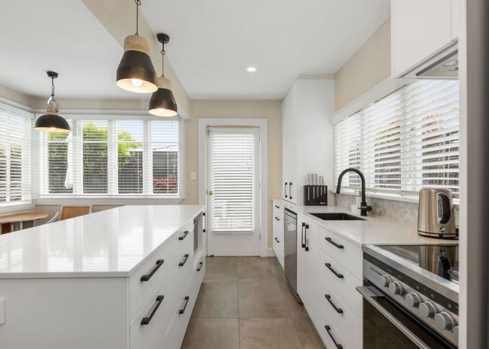  at 1/131 Innes Road, St Albans, Christchurch