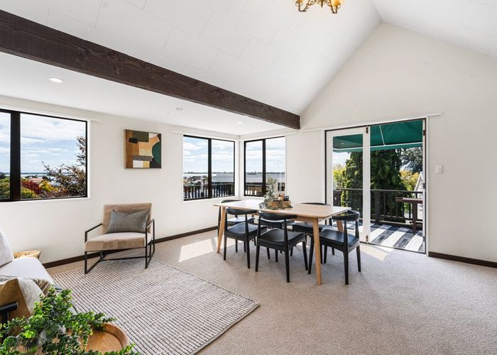  at 3 Ball Lane, Redcliffs, Christchurch City, Canterbury