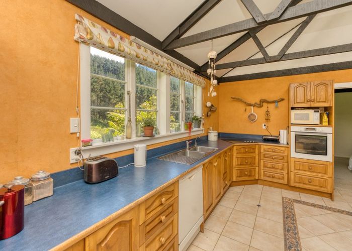  at 305 Mangaone Road, HAUTERE, OTAKI