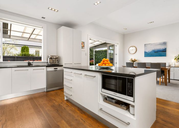  at 90 Hawthorne Street, Strowan, Christchurch City, Canterbury