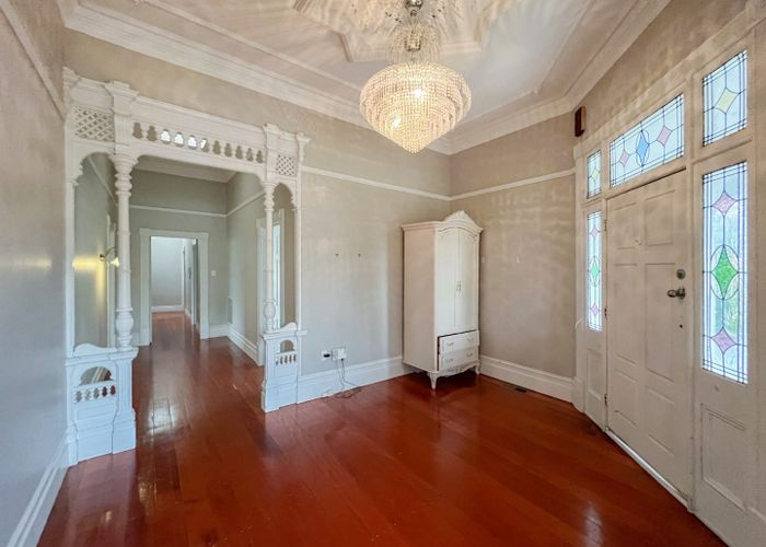  at 41 Clonbern Road, Remuera, Auckland