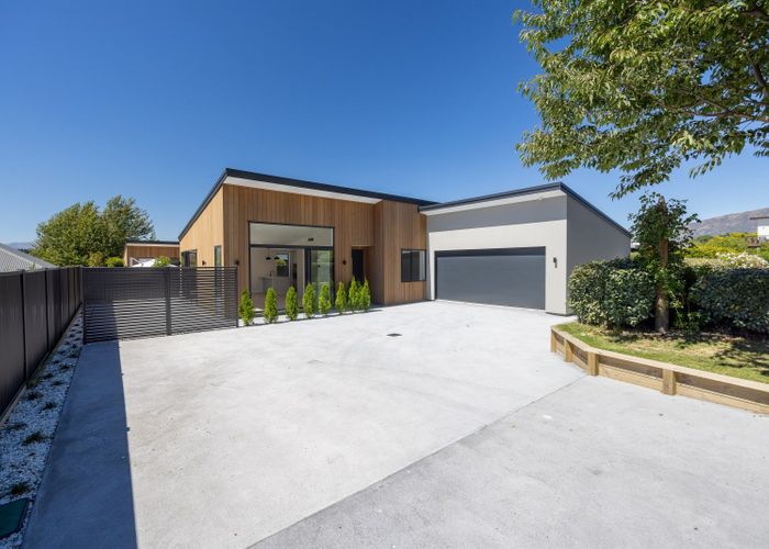  at 3 Willetts Green, Wanaka