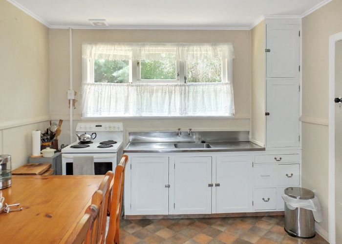  at 10 Easton Street, Foxton, Horowhenua, Manawatu / Whanganui