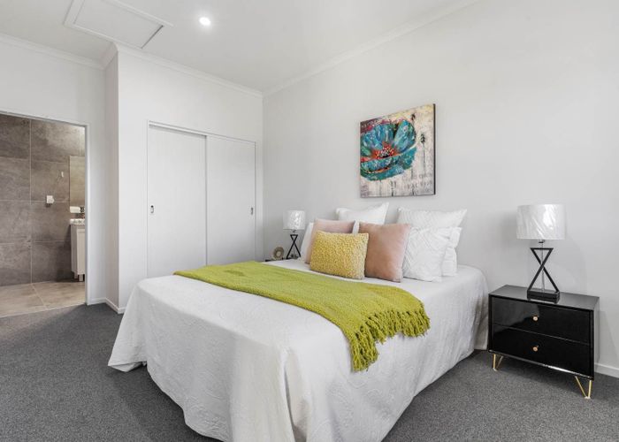  at 4/75 Aranui Road, Mount Wellington, Auckland City, Auckland