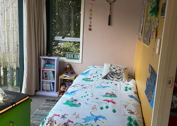  at 148 Laingholm Drive, Laingholm, Auckland