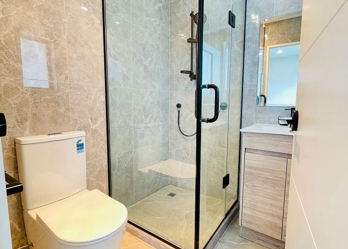  at 5/2 Donnell Avenue, Favona, Manukau City, Auckland