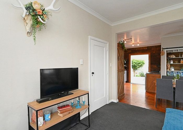  at 2 Lowry Terrace, Marewa, Napier