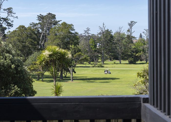  at 15 Benders Avenue, Hillcrest, North Shore City, Auckland