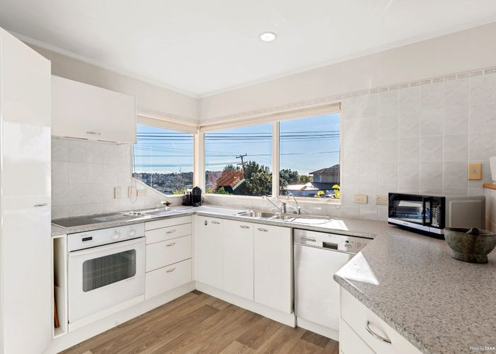  at 1/1 Masterton Road, Rothesay Bay, Auckland