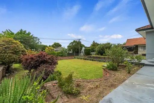  at 215 River Road, Claudelands, Hamilton, Waikato