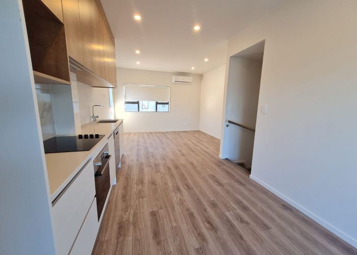  at 2/43 Ranui Ave, Ranui, Waitakere City, Auckland