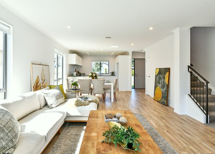  at 9 Waituarua Drive, Conifer Grove, Papakura, Auckland