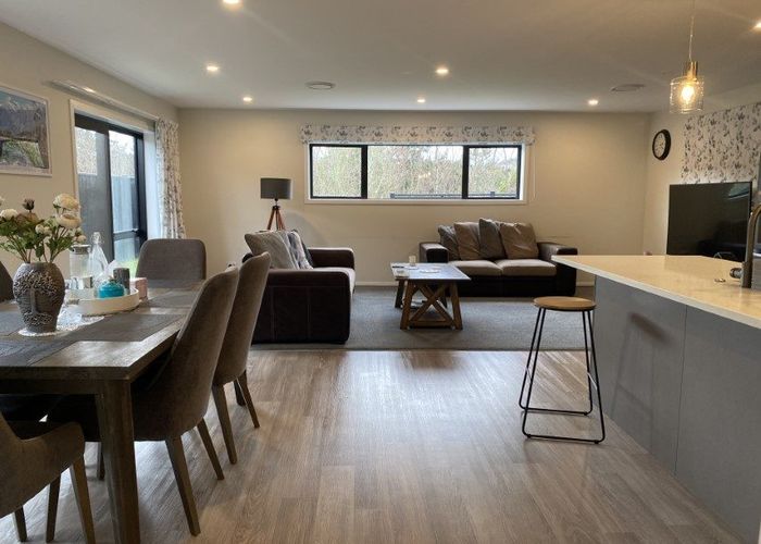  at 21 Thornbury Lane, Upper Hutt, Upper Hutt, Wellington