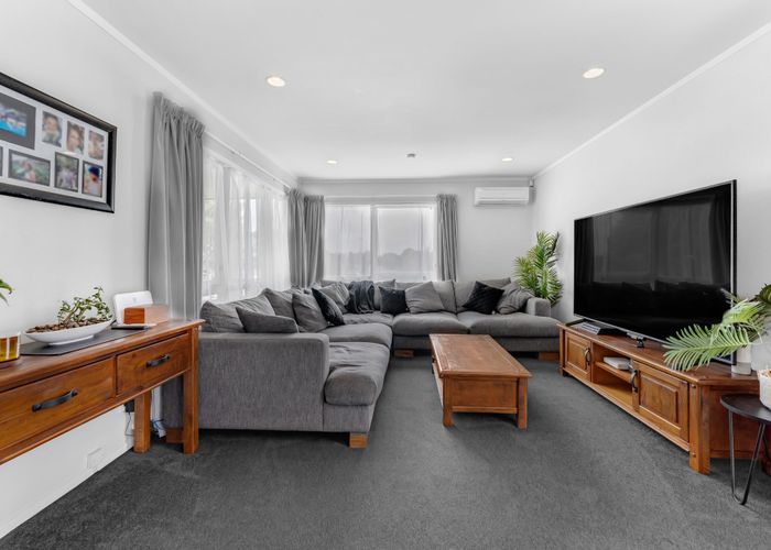  at 17 Ashdown Place, Pahurehure, Papakura, Auckland