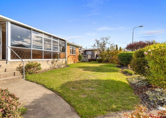 at 19 Rossiter Place, Chartwell, Hamilton, Waikato