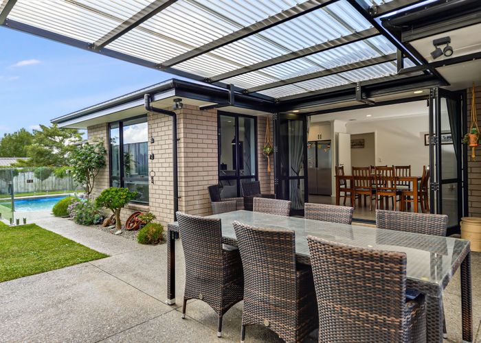  at 8 Carlingford Rise, Dinsdale, Hamilton