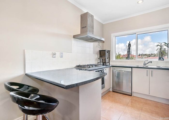  at 8A Kimber Hall Avenue, Mount Roskill, Auckland