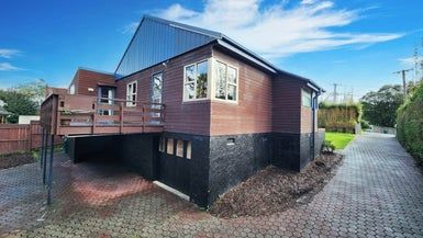  at 6 Withers Road, Glen Eden, Auckland