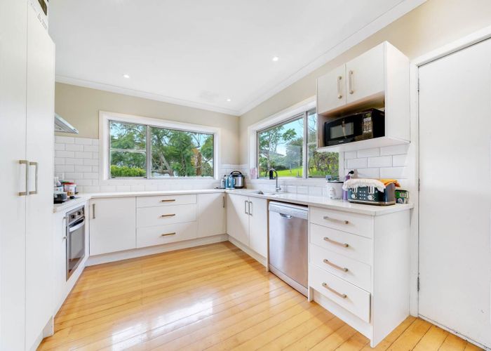  at 582 Massey Road, Mangere, Manukau City, Auckland