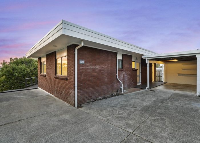  at 3/13 Estelle Place, Farm Cove, Manukau City, Auckland