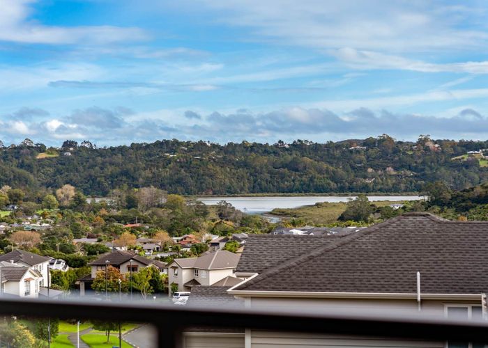  at 10 Anehu Place, Greenhithe, North Shore City, Auckland