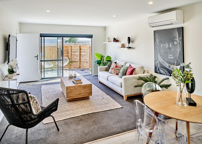  at 12 Okoutu lane, Moera, Lower Hutt