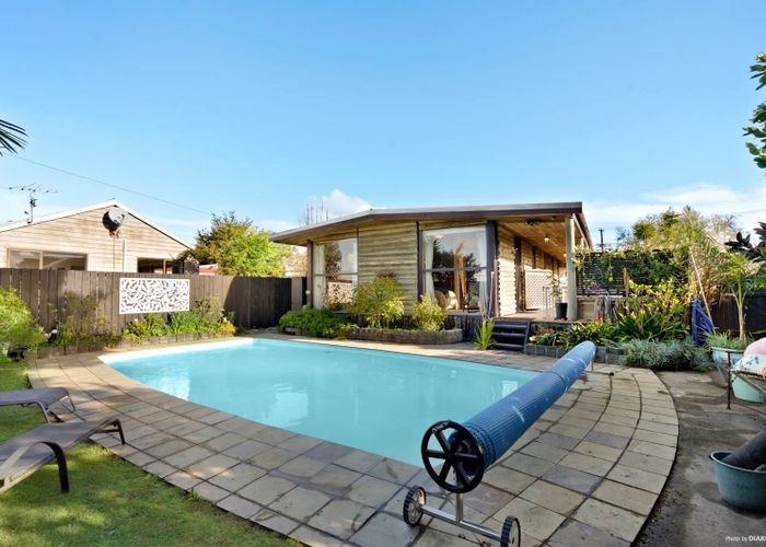  at 339 Point Chevalier Road, Point Chevalier, Auckland