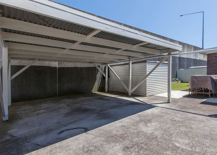  at 40 Lillington Road, Remuera, Auckland