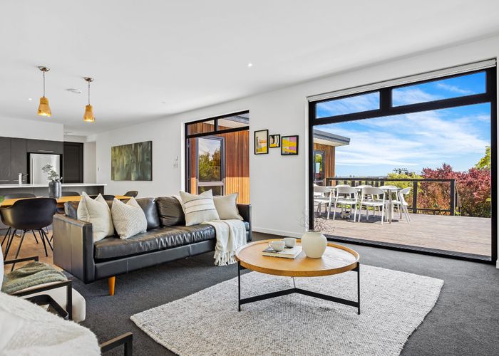  at 20 Whaka Terrace, Huntsbury, Christchurch