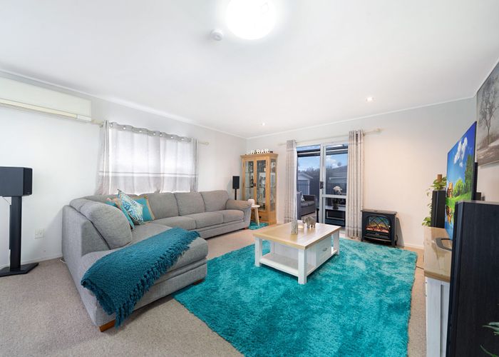  at 1/161 Bruce Mclaren Road, Henderson, Auckland