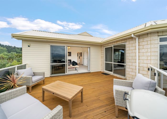  at 11 Garrett Place, Riverstone Terraces, Upper Hutt