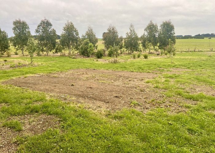  at 279 Argyle-Otahuti Road, WAIANIWA, INVERCARGILL