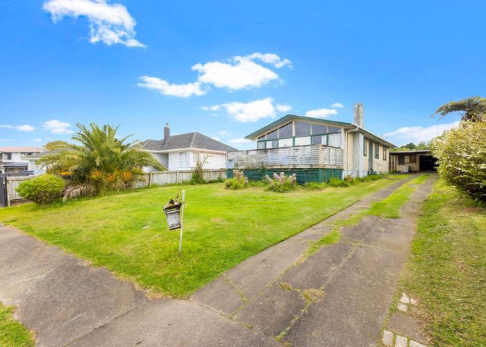  at 19 Geoffrey Place, Mangere East, Manukau City, Auckland