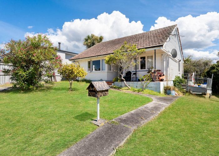  at 13 Matipo Road, Mairangi Bay, North Shore City, Auckland