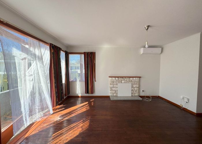  at 39 Canal Road, Avondale, Auckland